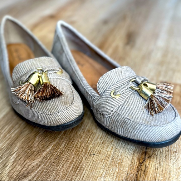 Soft style flats (barely worn) - Picture 2 of 5